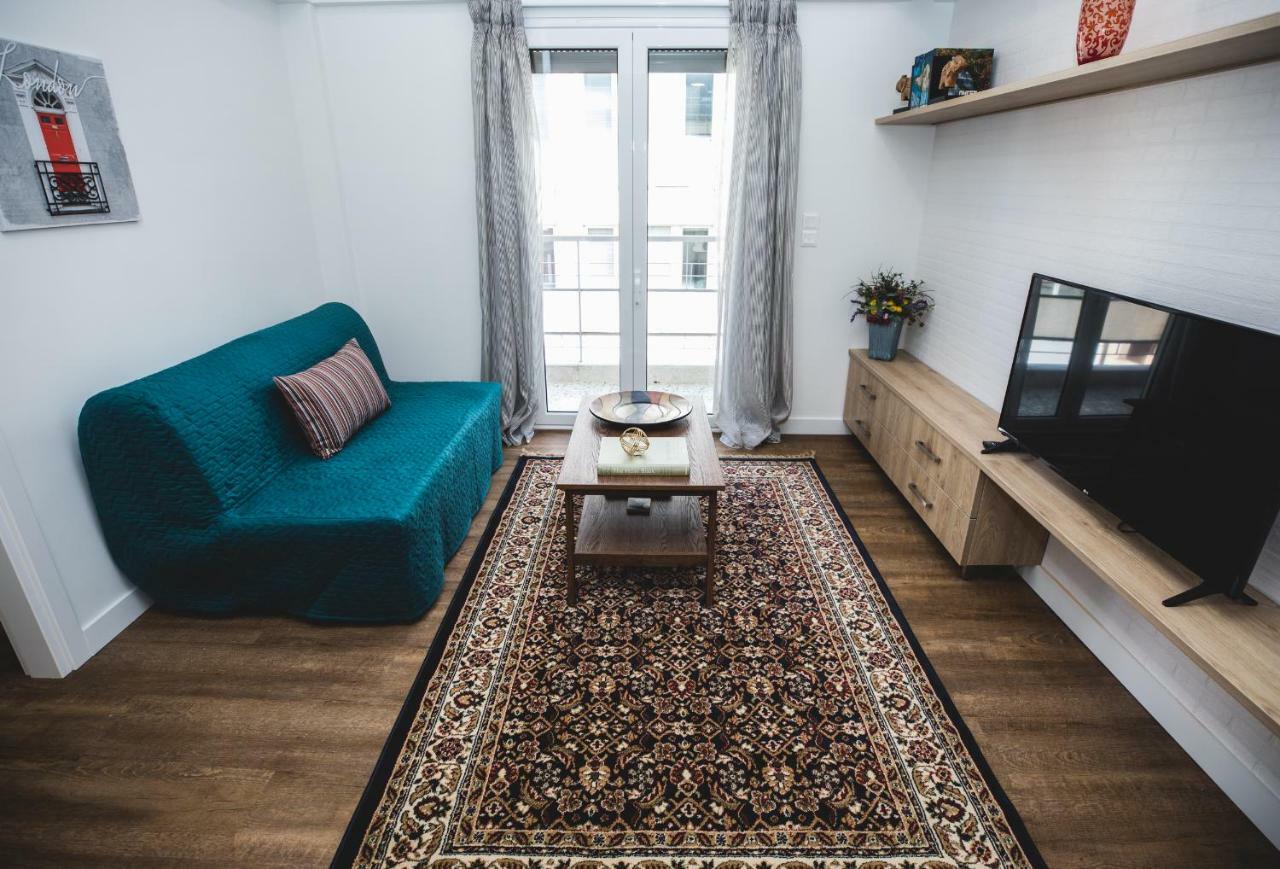 Ziva Apartment - 4Th Floor - Renovated 2019 Athena Bagian luar foto